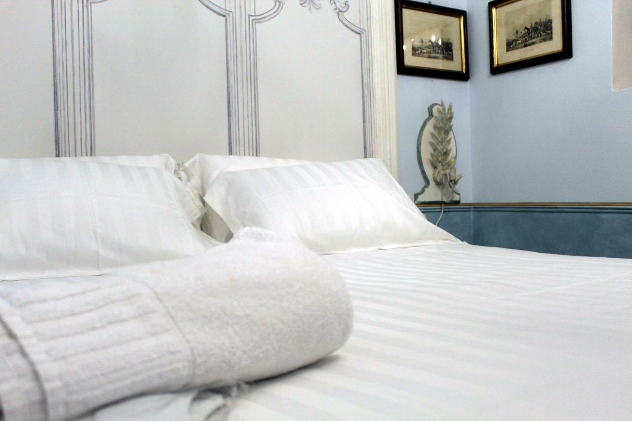 Les Suite Royales Sassari Luaran gambar