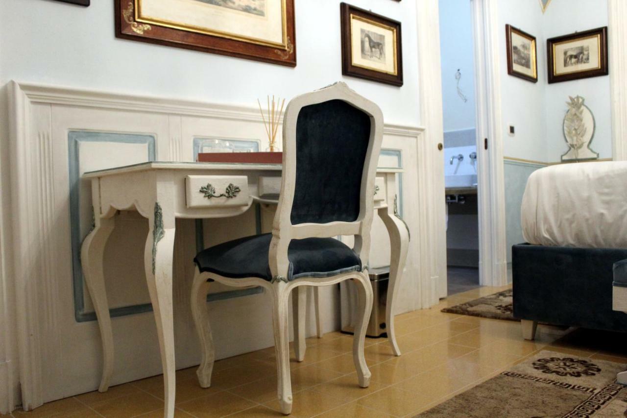 Les Suite Royales Sassari Luaran gambar