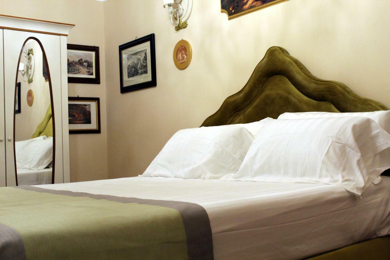 Les Suite Royales Sassari Luaran gambar