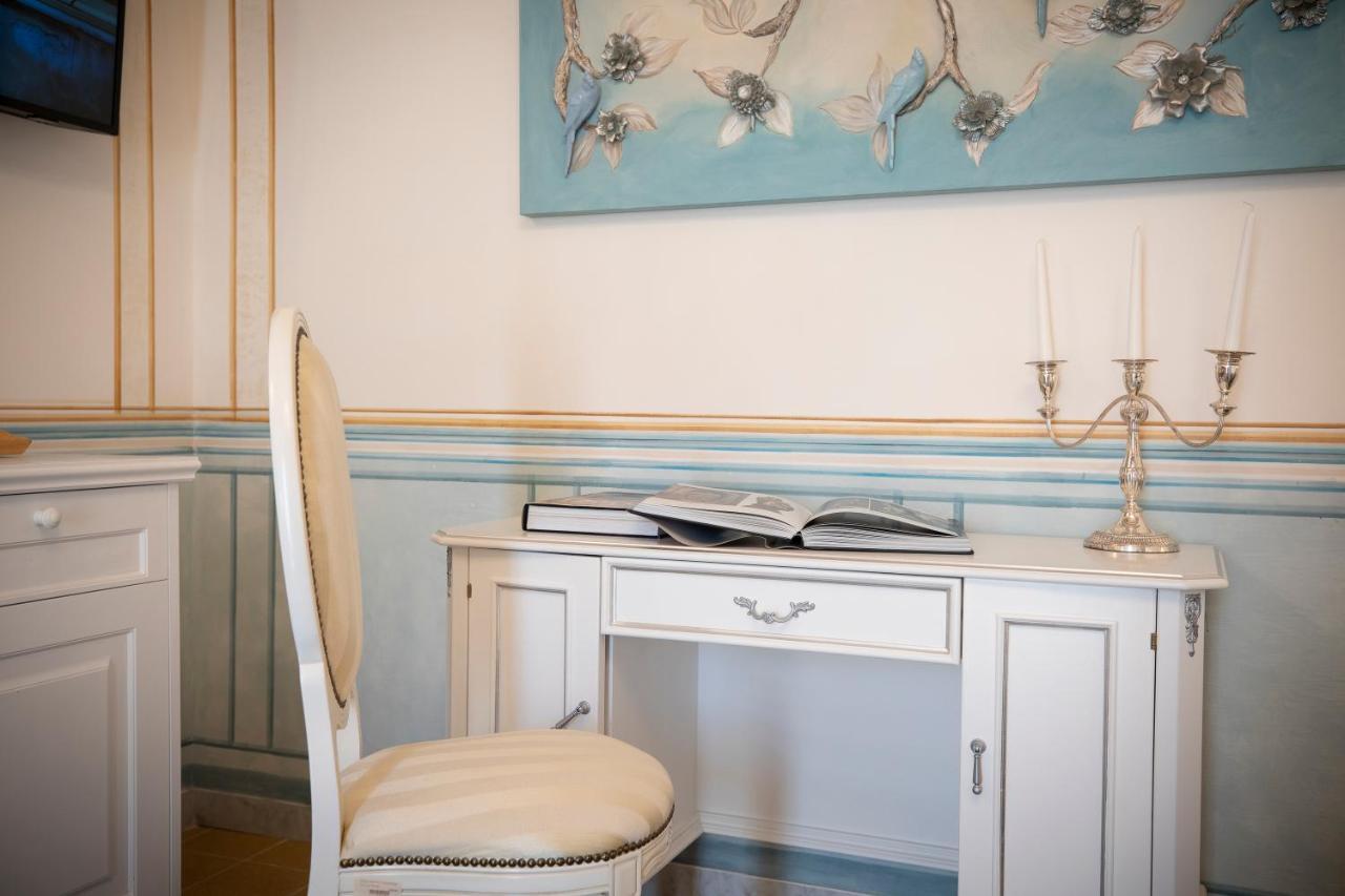 Les Suite Royales Sassari Luaran gambar
